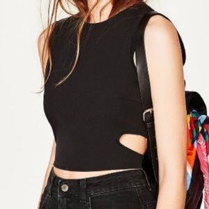 🔥SALE: ZARA Crop top.